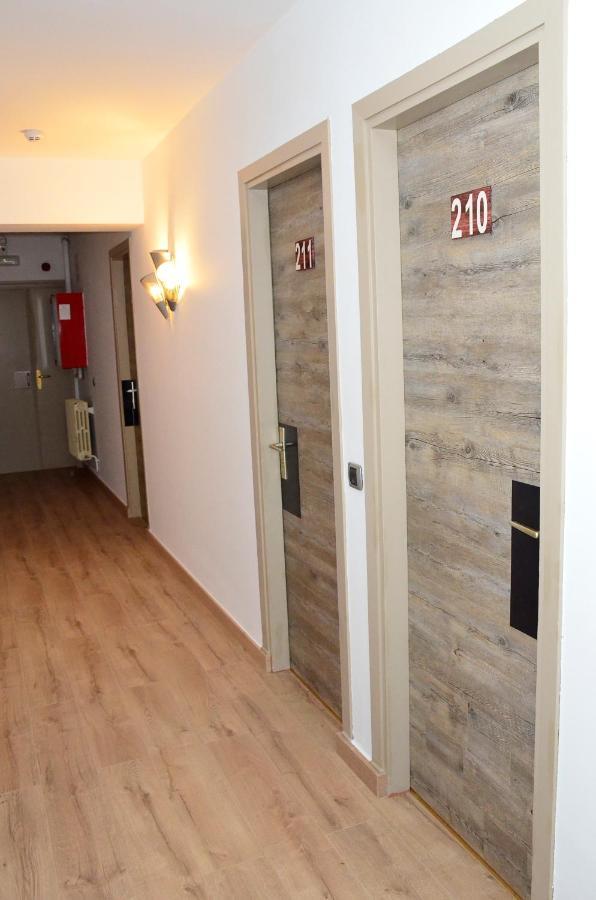 Hotel Terranova Пас-де-ла-Каса Екстер'єр фото